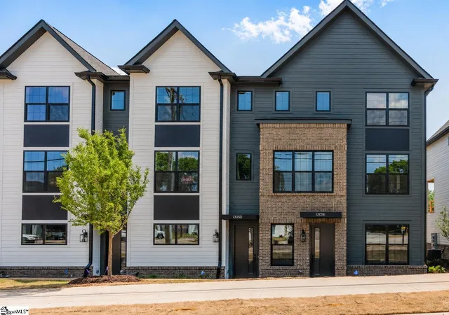 1st image of 1305 Pendleton St #Unit 12, Greenville, SC 29611 | MLS# 1589767