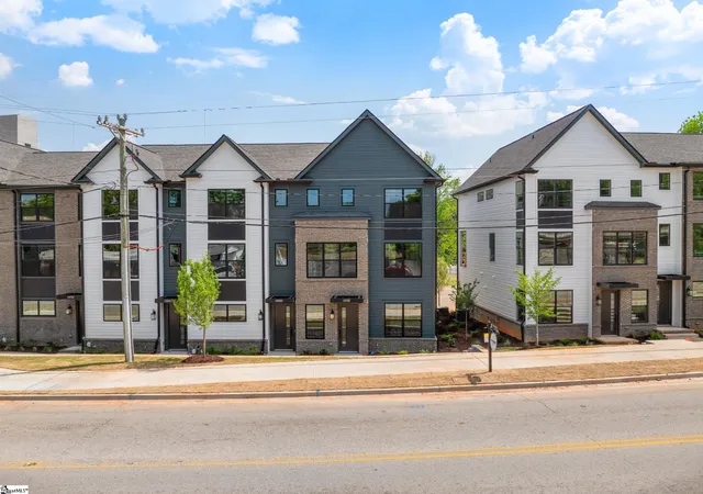 2nd image of 1305 Pendleton St #Unit 12, Greenville, SC 29611 | MLS# 1589767