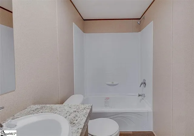 Photo 4 of Manufactured home for sale at 212 Robinwood Cir, Starr, SC 29684 | MLS# 1600654 | Listing updated on 2026-09-09