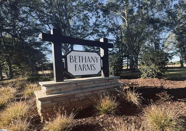 2nd image of 208 Autumn Ash Wy, Simpsonville, SC 29681 | MLS# 1591191