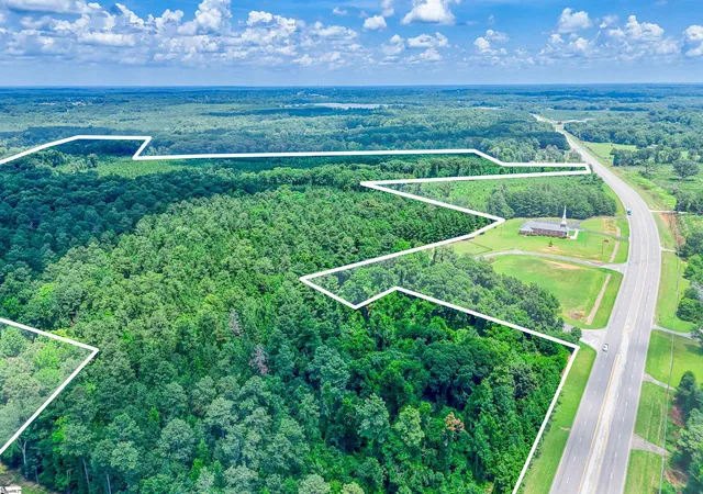 Photo 2 of House for sale at 00 72 Hwy, Clinton, SC 29325 | MLS# 1599096 | Listing updated on 2026-07-29