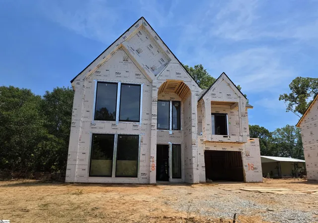 Photo 2 of Single family home for sale at 18 James Shaver Trl, Greenville, SC 29605 | MLS# 1593959 | Listing updated on 2026-08-13