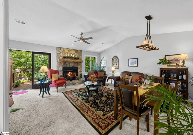 Photo 3 of Townhouse for sale at 15 Creekside Wy, Greenville, SC 29609 | MLS# 1595865 | Listing updated on 2026-08-25