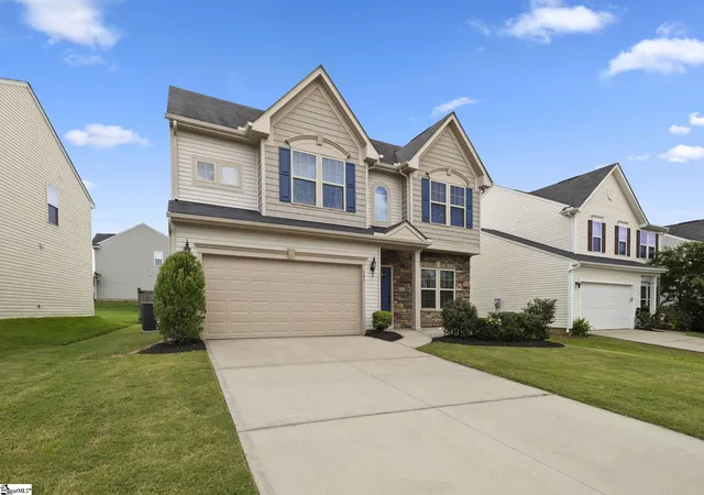 Photo 3 of Single family home for sale at 341 Buckleberry Rd, Greer, SC 29651 | MLS# 1598835 | Listing updated on 2026-07-28