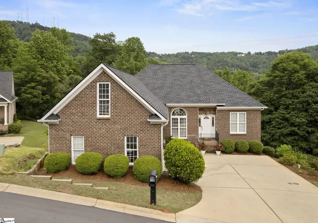 1st image of 9 Belle Terre Ct, Greenville, SC 29609 | MLS# 1590037