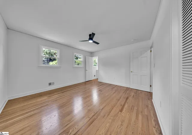 Photo 4 of Sale Pending at 17 Beaufort St, Greenville, SC 29615 | MLS# 1600536 | Listing updated on 2026-09-17