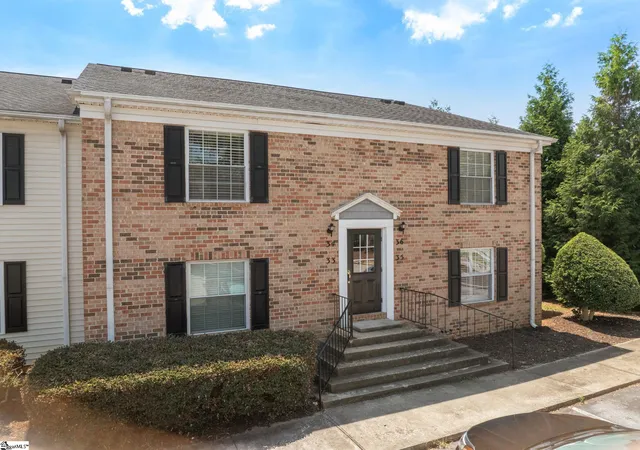 Photo 3 of Condo for sale at 925 Cleveland St #Unit 34, Greenville, SC 29601 | MLS# 1601590 | Listing updated on 2026-09-15
