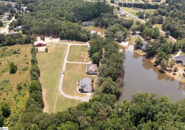 Photo 4 of Single family home for sale at 591 Spearman Rd, Pelzer, SC 29669 | MLS# 1598438 | Listing updated on 2026-09-12