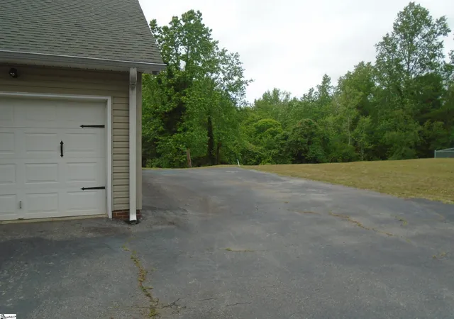 Homes for sale in Campobello, SC | 501 Caldwell St, Campobello, SC 29322 | MLS# 1589887