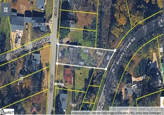 Photo 2 of Single family home for sale at 125 Circle Dr, Greer, SC 29650 | MLS# 1590473 | Listing updated on 2026-08-27
