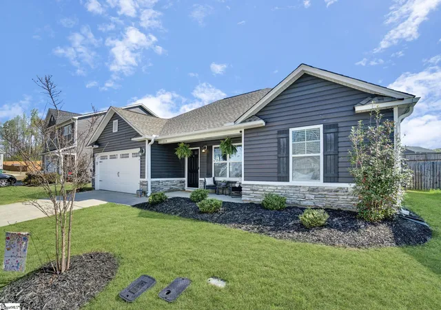 3rd image of 229 Icebow Rd, Fountain Inn, SC 29644 | MLS# 1586367