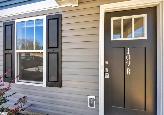 Photo 3 of Multi family home for sale at 109 Old Liberty Rd, Easley, SC 29640 | MLS# 1598634 | Listing updated on 2026-07-23