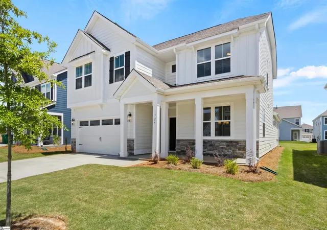 Photo 1 of Single family home for sale at 725 Beautyberry Wy #Lot 92, Seneca, SC 29678 | MLS# 1593565 | Listing updated on 2026-09-18