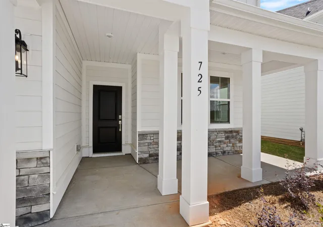 Photo 3 of Single family home for sale at 725 Beautyberry Wy #Lot 92, Seneca, SC 29678 | MLS# 1593565 | Listing updated on 2026-09-18