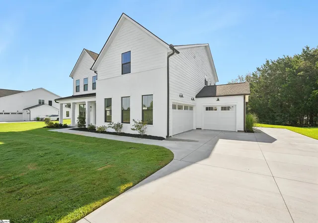 Photo 2 of Sale Pending at 215 Dapple Ln #Lot 14 Alisa Heritage, Simpsonville, SC 29681 | MLS# 1578924 | Listing updated on 2026-10-04