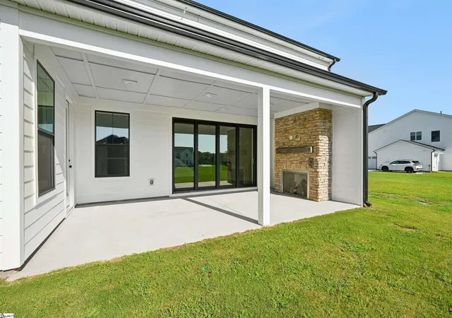 Photo 3 of Sale Pending at 215 Dapple Ln #Lot 14 Alisa Heritage, Simpsonville, SC 29681 | MLS# 1578924 | Listing updated on 2026-10-04