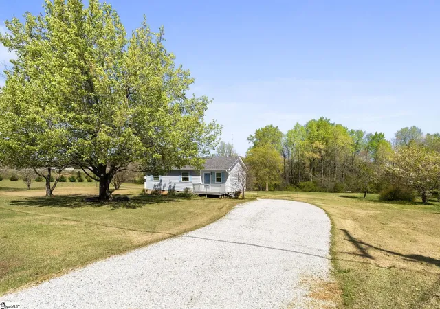 Homes for sale in Travelers Rest, SC | 7 Belvue School Rd, Travelers Rest, SC 29690 | MLS# 1586073