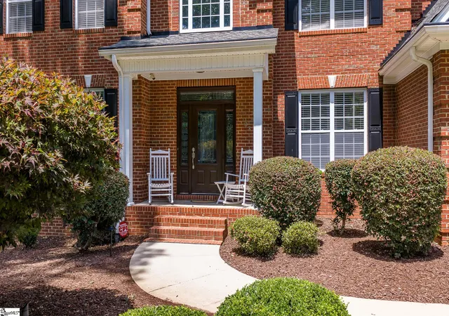 Photo 2 of Sale Pending at 103 Country Club Dr, Laurens, SC 29360 | MLS# 1595898 | Listing updated on 2026-10-19