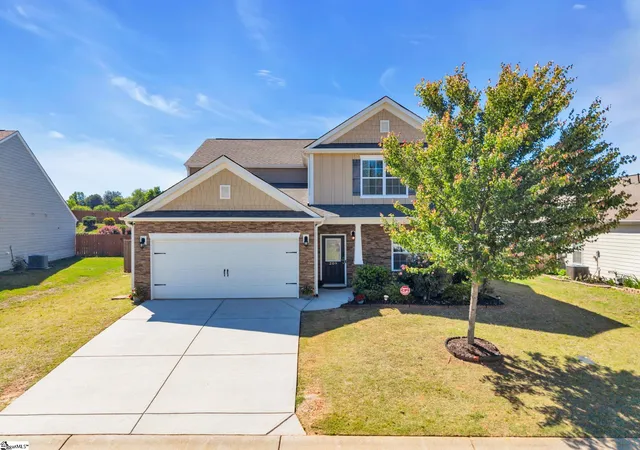 Photo 1 of Single family home for sale at 209 Hartwood Lake Ln, Greer, SC 29650 | MLS# 1591818 | Listing updated on 2026-08-06