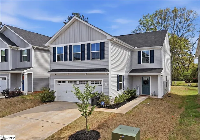 Photo 1 of Single family home for sale at 11 Davis Grove Ln, Piedmont, SC 29673 | MLS# 1586802 | Listing updated on 2026-09-03