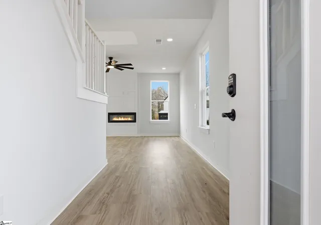 Photo 2 of Single family home for sale at 170 Buncombe St, Woodruff, SC 29388 | MLS# 1584168 | Listing updated on 2026-08-30
