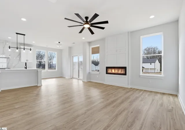Photo 3 of Single family home for sale at 170 Buncombe St, Woodruff, SC 29388 | MLS# 1584168 | Listing updated on 2026-08-30