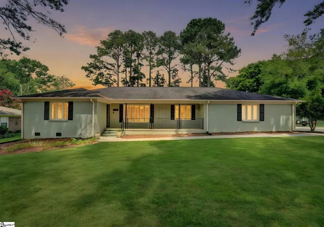 Photo 1 of Single family home for sale at 117 Royal Oak Rd, Greenville, SC 29607 | MLS# 1600990 | Listing updated on 2026-09-10