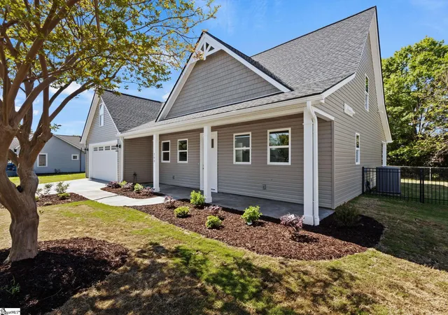 3rd image of 203 Delano Ave, Greer, SC 29650 | MLS# 1588053