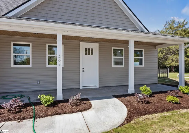 4th image of 203 Delano Ave, Greer, SC 29650 | MLS# 1588053