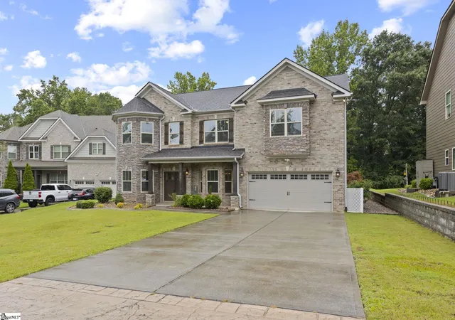 Photo 2 of Single family home for sale at 576 Allenton Wy, Greer, SC 29651 | MLS# 1598152 | Listing updated on 2026-08-05