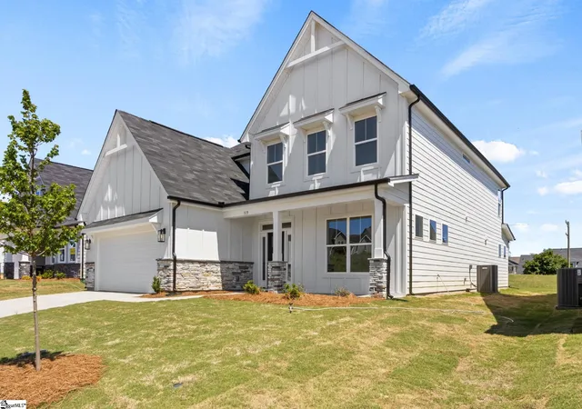 Photo 2 of Sale Pending at 319 Goodison Wy, Woodruff, SC 29388 | MLS# 1582106 | Listing updated on 2026-09-12