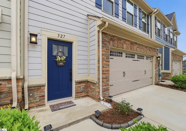 2nd image of 527 Martin Creek Dr, Simpsonville, SC 29680 | MLS# 1590983