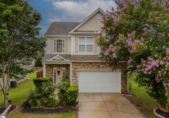 Homes for sale in Simpsonville, SC | 310 Hunslet Wy, Simpsonville, SC 29680 | MLS# 1593209