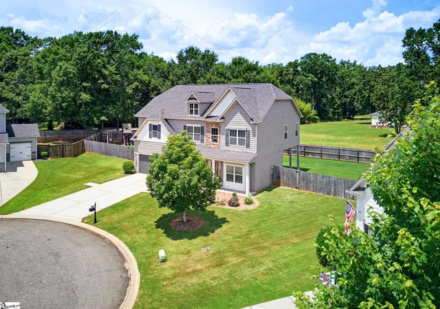 Photo 2 of Single family home for sale at 124 Claiborne Rd, Piedmont, SC 29673 | MLS# 1598305 | Listing updated on 2026-09-30