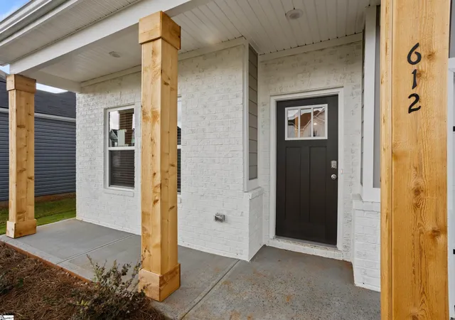 Photo 4 of Single family home for sale at 612 Silver Fir St, Piedmont, SC 29673 | MLS# 1598928 | Listing updated on 2026-09-23