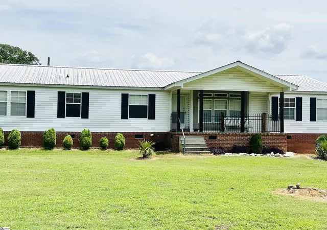 Photo 3 of Manufactured home for sale at 289 Deepwater Rd, Union, SC 29379 | MLS# 1594148 | Listing updated on 2026-09-08