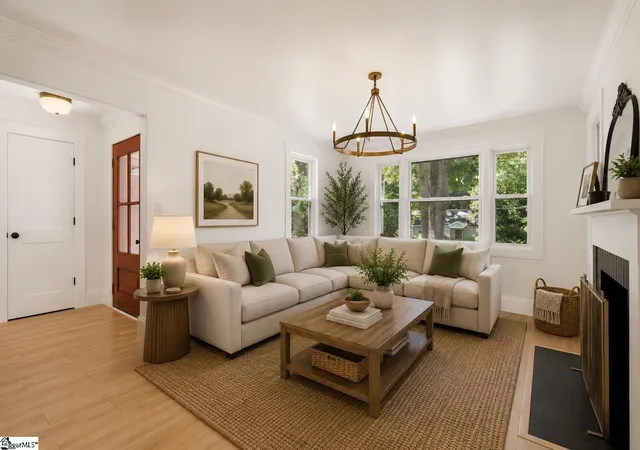 Photo 4 of Single family home for sale at 414 Potomac Ave, Greenville, SC 29605 | MLS# 1591210 | Listing updated on 2026-09-16
