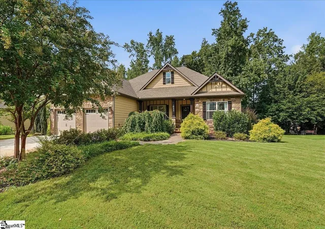 Photo 1 of Single family home for sale at 3044 English Cottage Wy, Boiling Springs, SC 29316 | MLS# 1599079 | Listing updated on 2026-07-29