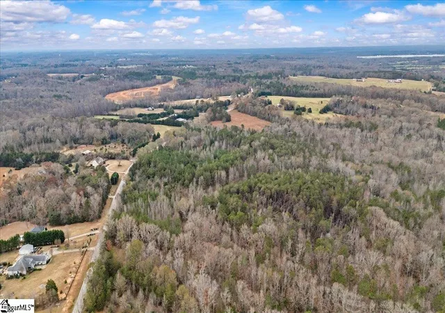 Photo 3 of Sale Pending at 2016 Hwy 417, Woodruff, SC 29388 | MLS# 1576951 | Listing updated on 2026-10-05