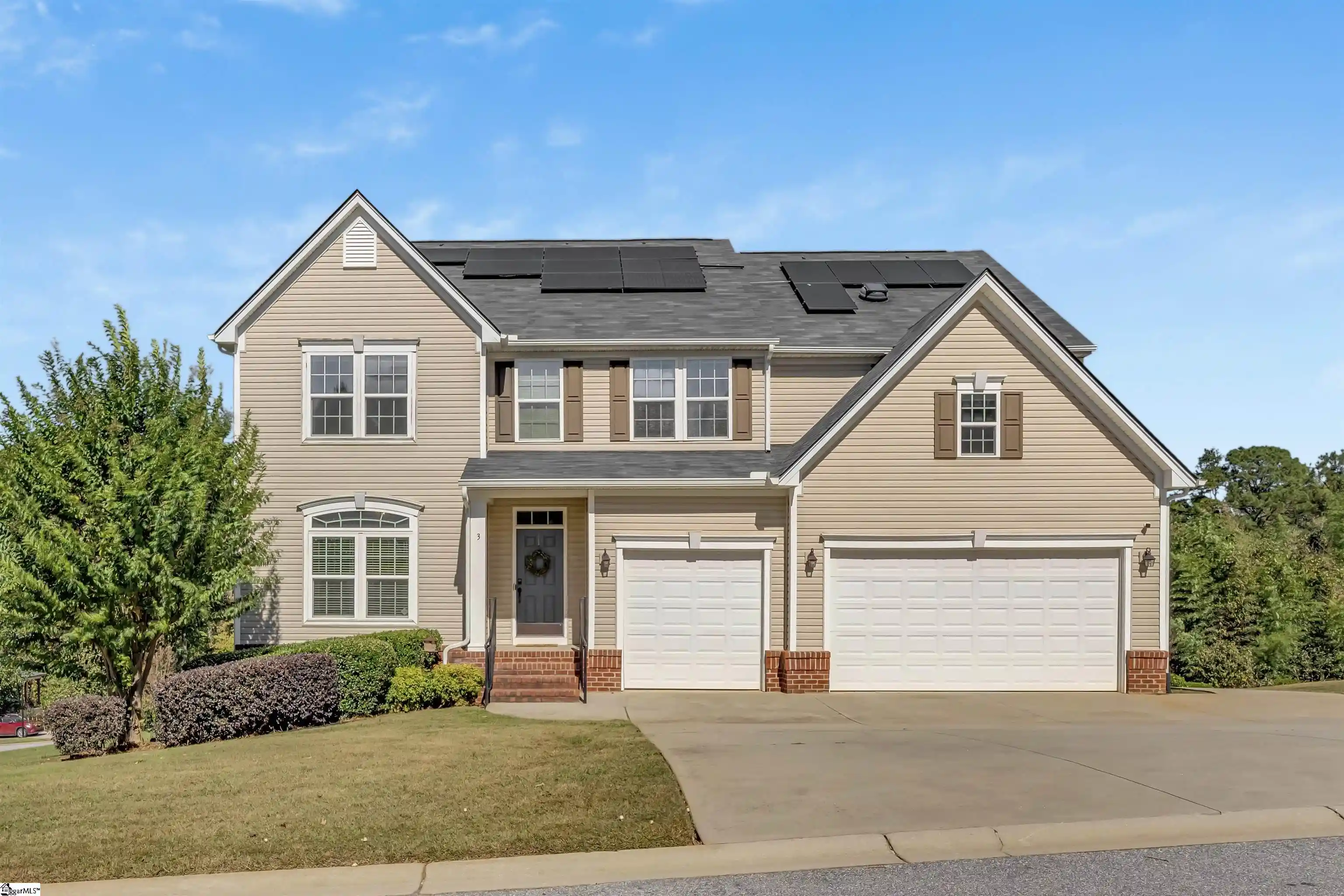 Photo 1 of Single family home for sale at 3 Grace Ct, Easley, SC 29642 | MLS# 1607430 | Listing updated on 2026-10-22