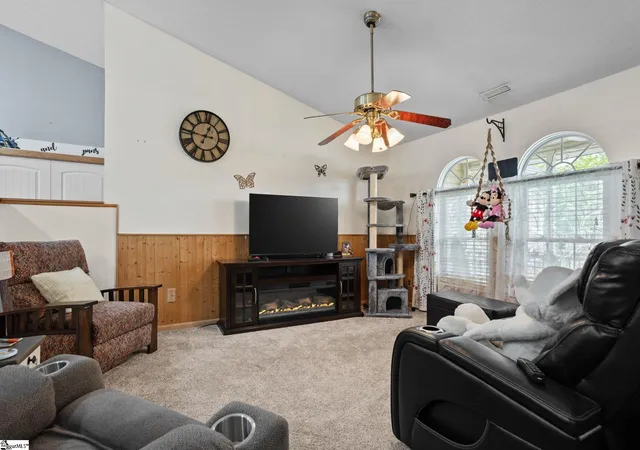 Photo 3 of Single family home for sale at 216 Cornelson Dr, Greer, SC 29651 | MLS# 1589815 | Listing updated on 2026-09-04