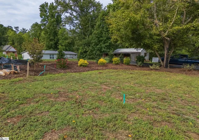 Photo 4 of Land for sale at 105 S Silver Lake Dr, Taylors, SC 29687 | MLS# 1601786 | Listing updated on 2026-08-27