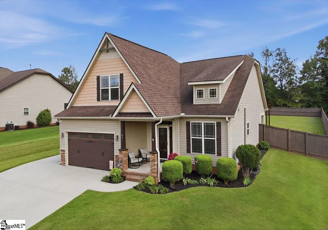 Homes for sale in Taylors, SC | 47 Rising Meadow Ln, Taylors, SC 29687 | MLS# 1596332