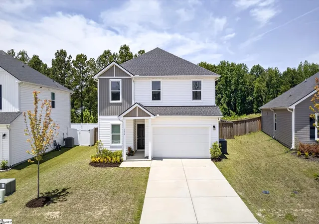 Photo 1 of Single family home for sale at 116 Layken Dr, Fountain Inn, SC 29644 | MLS# 1594183 | Listing updated on 2026-08-08