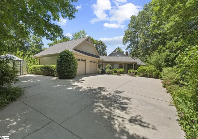 Photo 3 of Single family home for sale at 12 Terra Trace Wy, Travelers Rest, SC 29690 | MLS# 1588086 | Listing updated on 2026-09-09