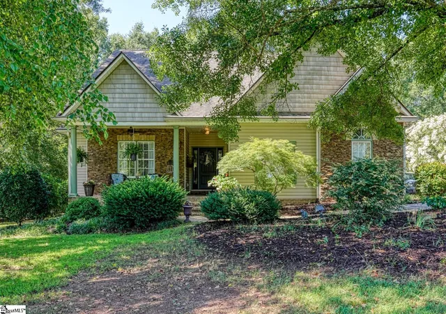 1st image of 309 Swamp Fox Rd, Spartanburg, SC 29306 | MLS# 1597543