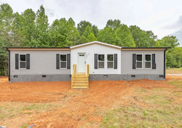 Photo 2 of Manufactured home for sale at 1175 Simms School Rd, Central, SC 29630 | MLS# 1602342 | Listing updated on 2026-08-29