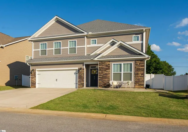 Photo 2 of Single family home for sale at 859 Ingleside Wy, Duncan, SC 29334 | MLS# 1589855 | Listing updated on 2026-09-01