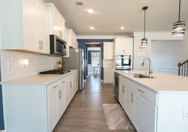 Photo 5 of Single family home for sale at 859 Ingleside Wy, Duncan, SC 29334 | MLS# 1589855 | Listing updated on 2026-09-01