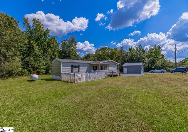 Photo 1 of Manufactured home for sale at 438 Lockhart Ln, Gaffney, SC 29341 | MLS# 1601364 | Listing updated on 2026-08-20